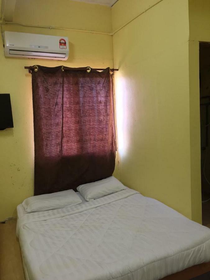 De Chempedak Guesthouse 6 & 7 Kampong Baru Bagian luar foto